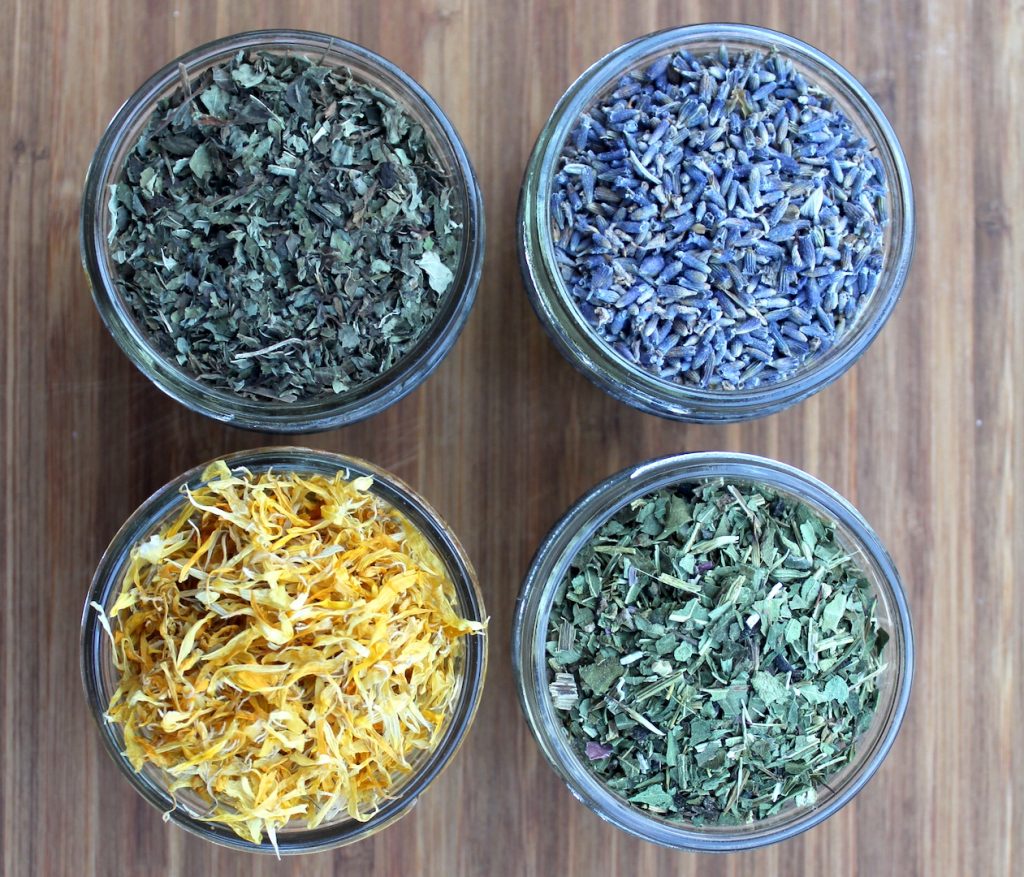 How to Make a Herbal Infused Oil