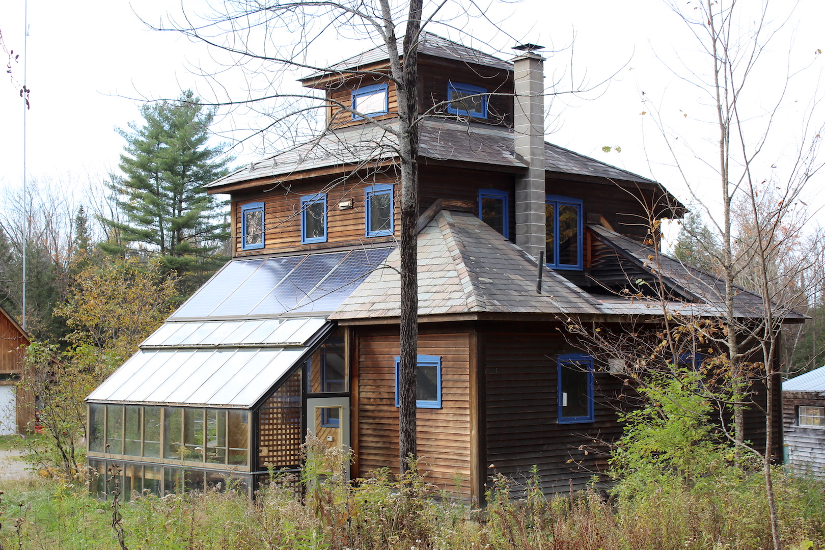 Off Grid Home From the Woods in Vermont