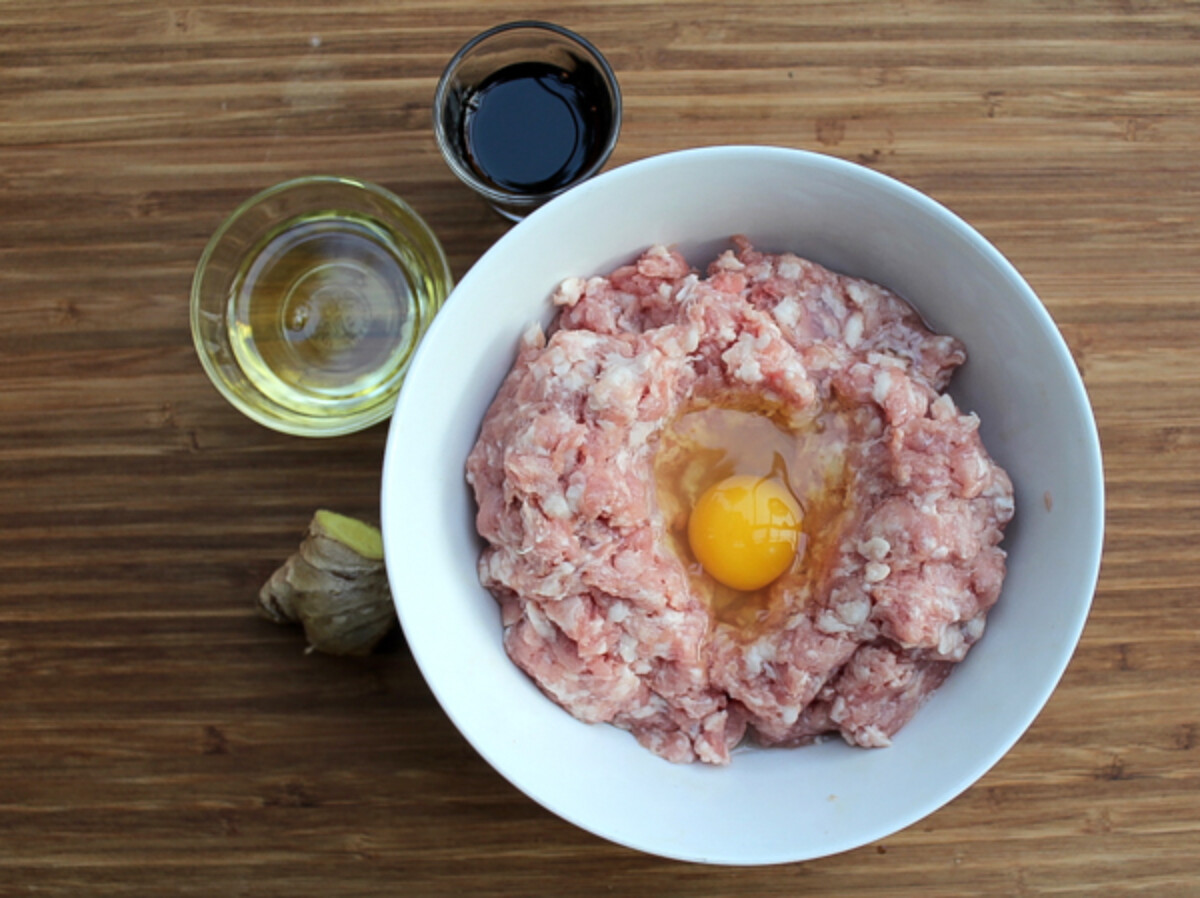 raw dumpling ingredients