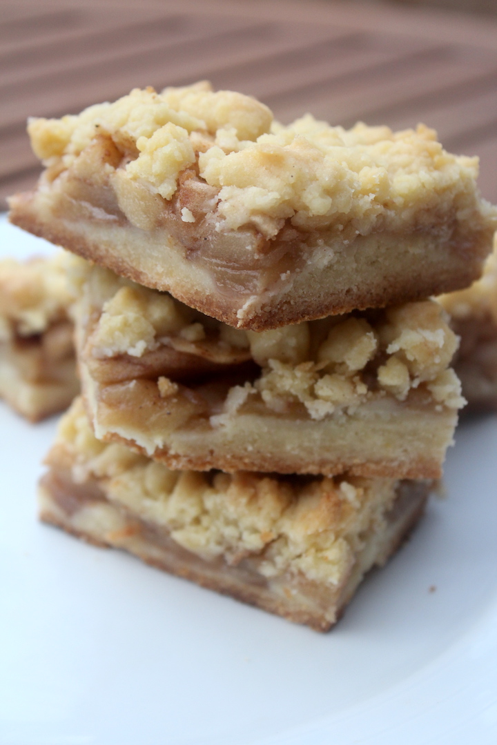 Apple Shortbread Squares