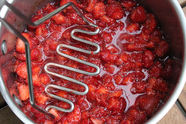 Mashed Strawberries for Jam