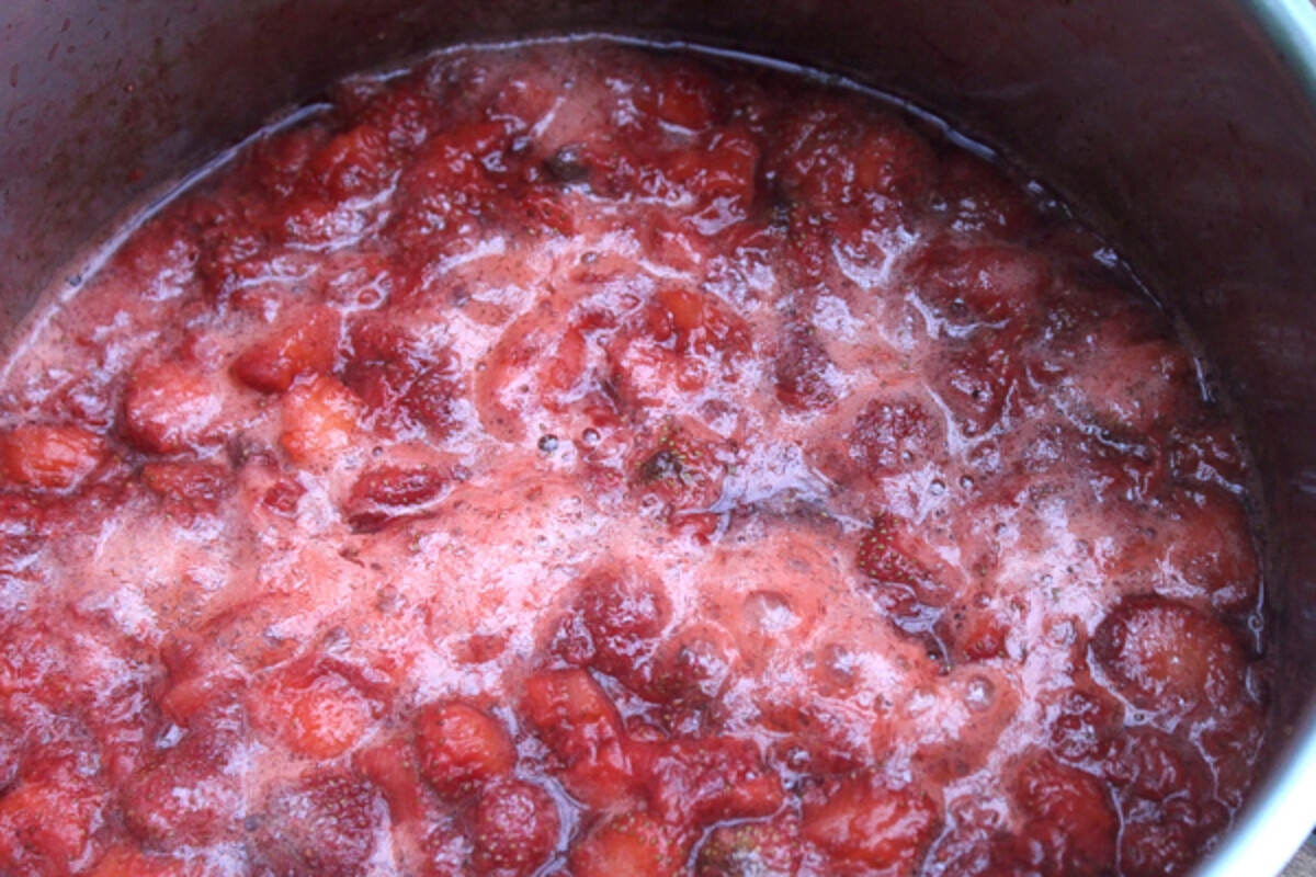 Strawberry Jam foaming