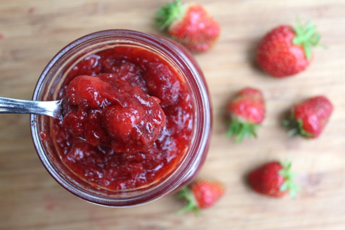 Low Sugar Strawberry Jam