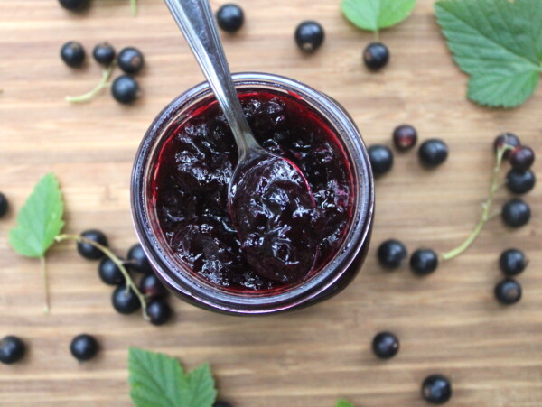 Blackcurrant Jam Recipe for Canning