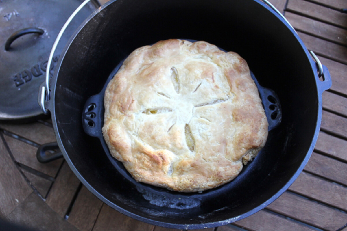 Dutch Oven Pie