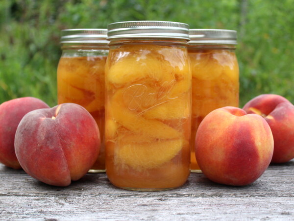 How to can peaches