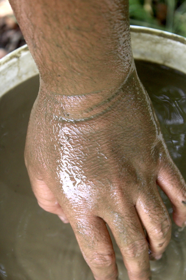 Clay slurry when extracting clay