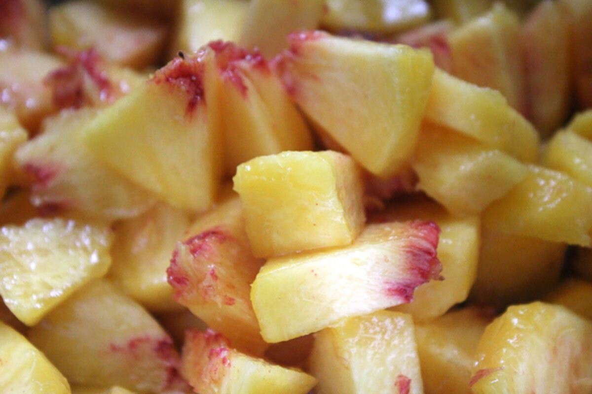 chopped peaches for peach jam