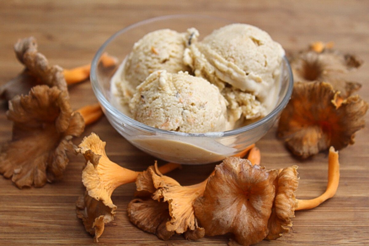 Homemade Chanterelle Ice Cream Recipe