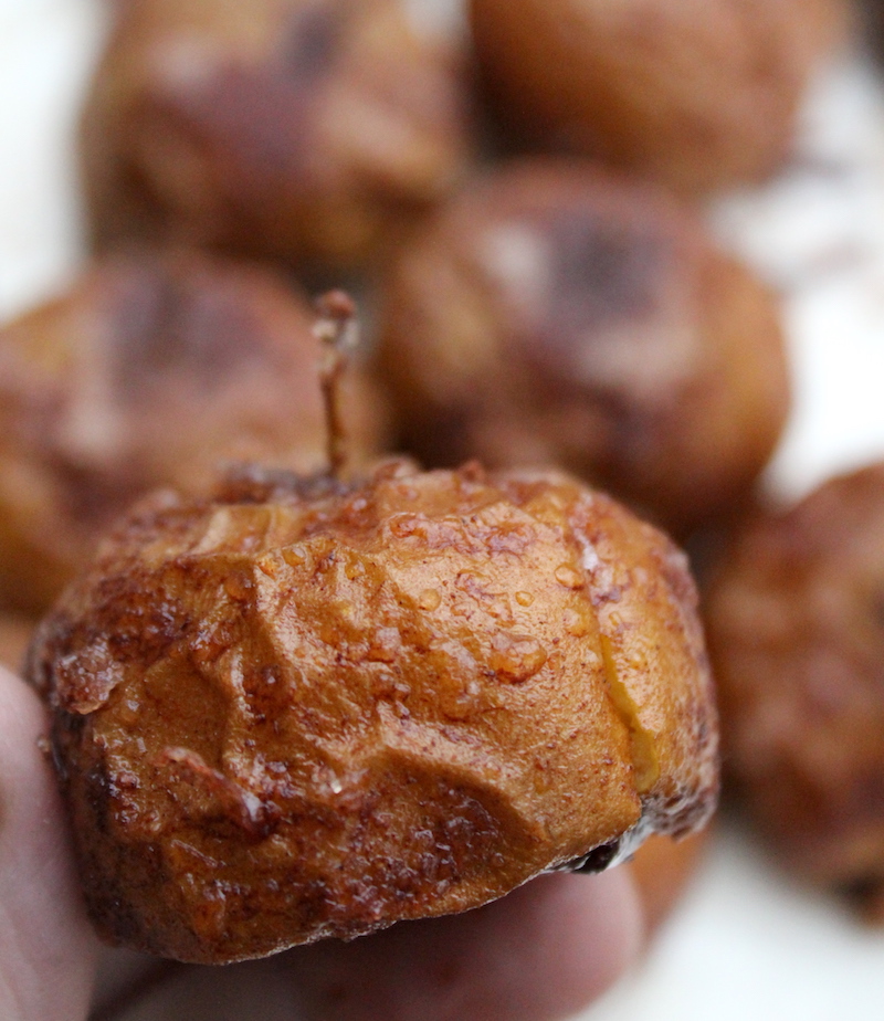 Cinnamon Sugar Roasted Baby Apples