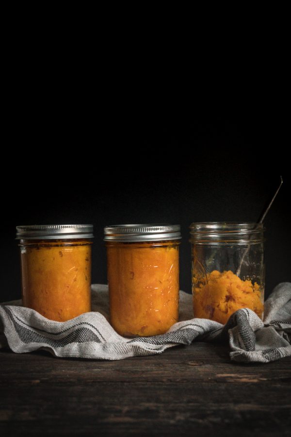Making Homemade Pumpkin Puree ~ How to make pumpkin puree at home with any winter squash