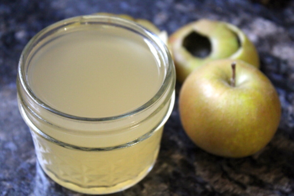 Homemade Apple Scrap Vinegar