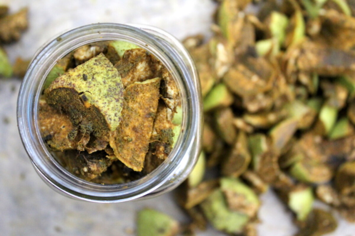 Making Black Walnut Tincture