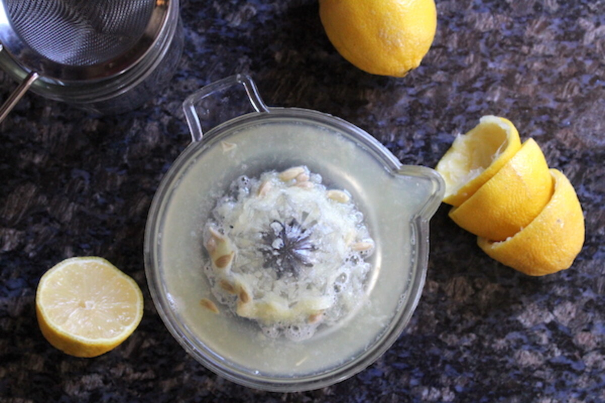 Juicing Lemons for Canning