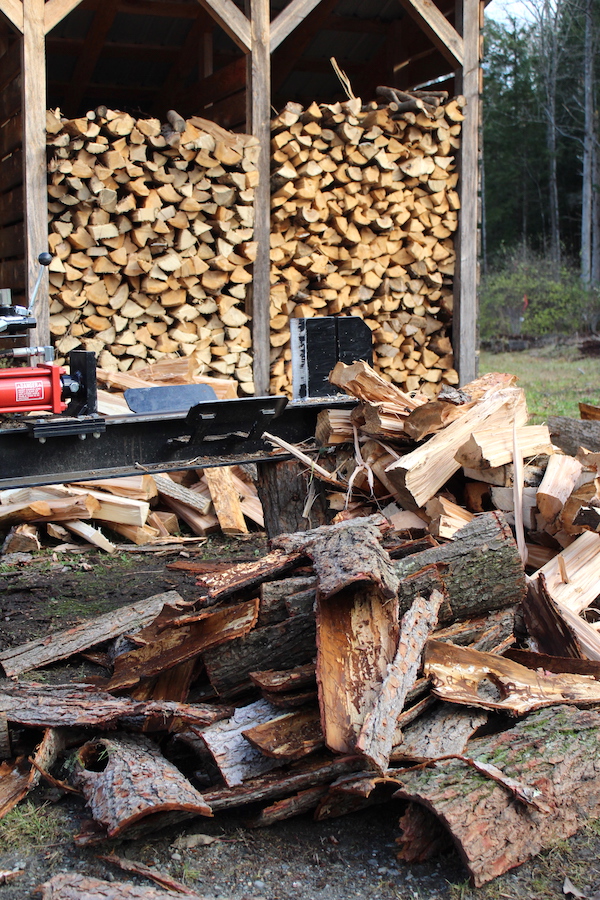 Removing Bark During Splitting