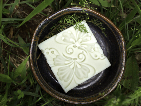 All Natural Yarrow and Witch Hazel Soap Recipe