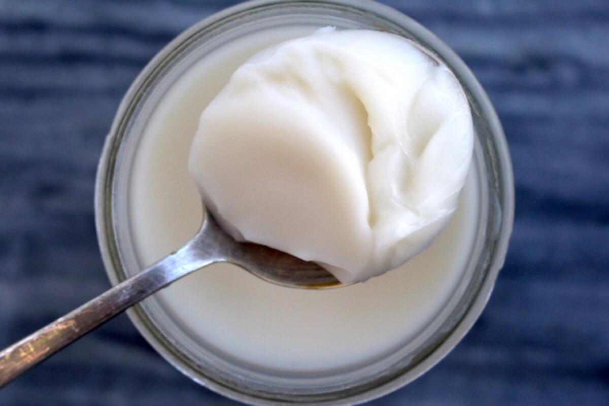 Freshly rendered leaf lard