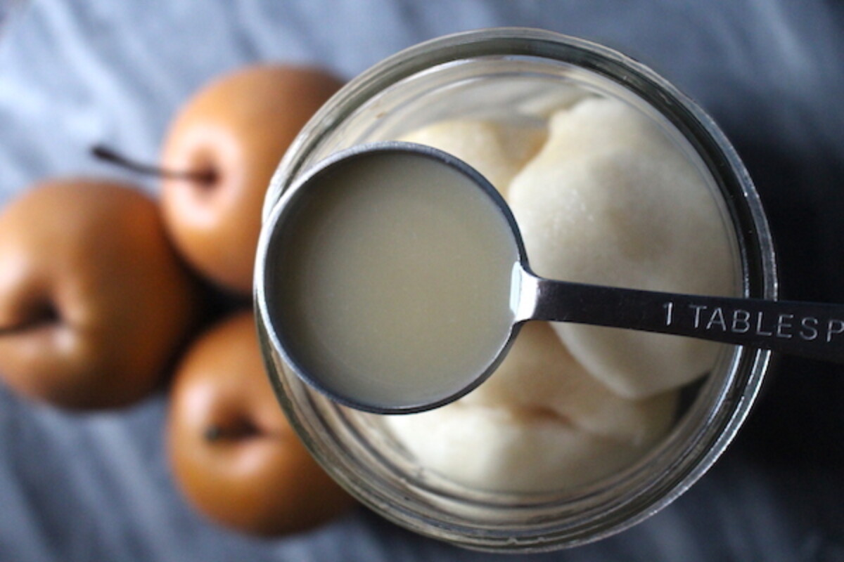 Adding Lemon Juice to Asian Pears for Canning