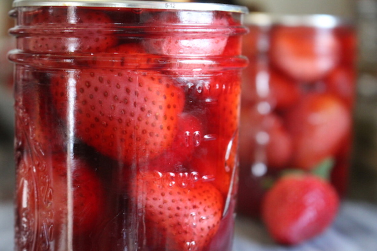 Canning Strawberries at Home ~ Strawberry Home Canning Recipe for Whole Canned Strawberries
