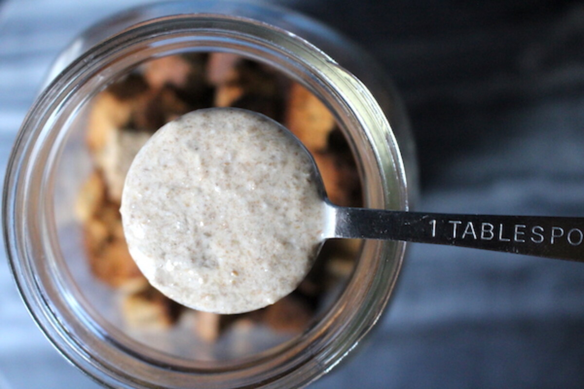 Adding sourdough culture to homemade kvass.