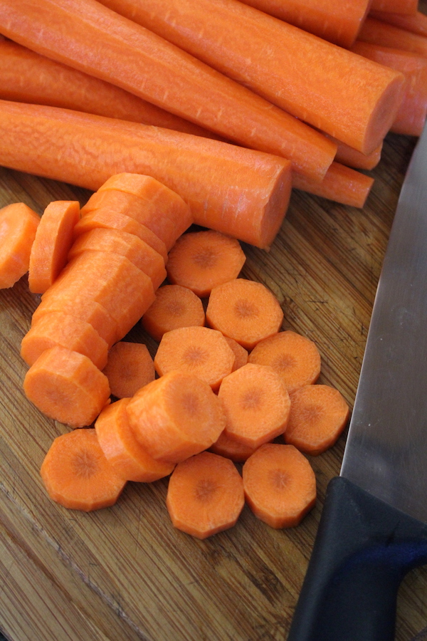 Preparing Carrots for Canning