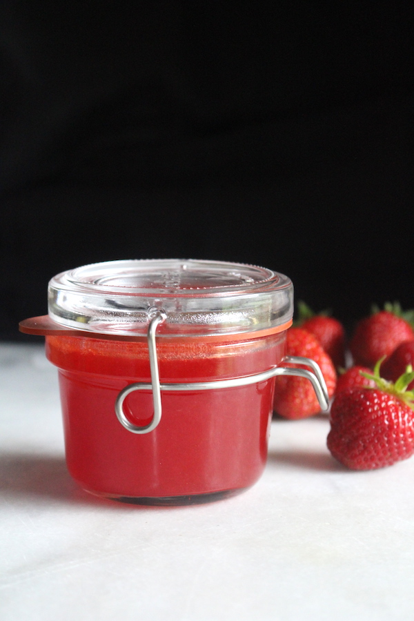 Homemade Strawberry Jelly in a Reusable lockeat canning jar