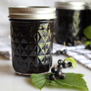 Homemade Blackcurrant Jelly ~ No pectin added recipe for canning