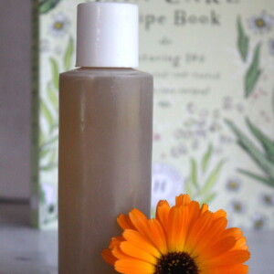 Homemade Herbal Shampoo
