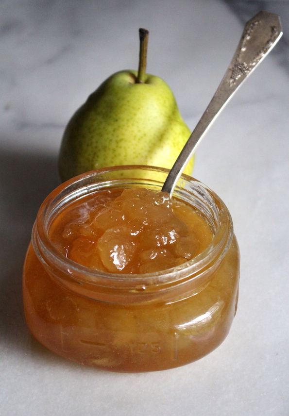 Homemade pear jam using Bartlett pears
