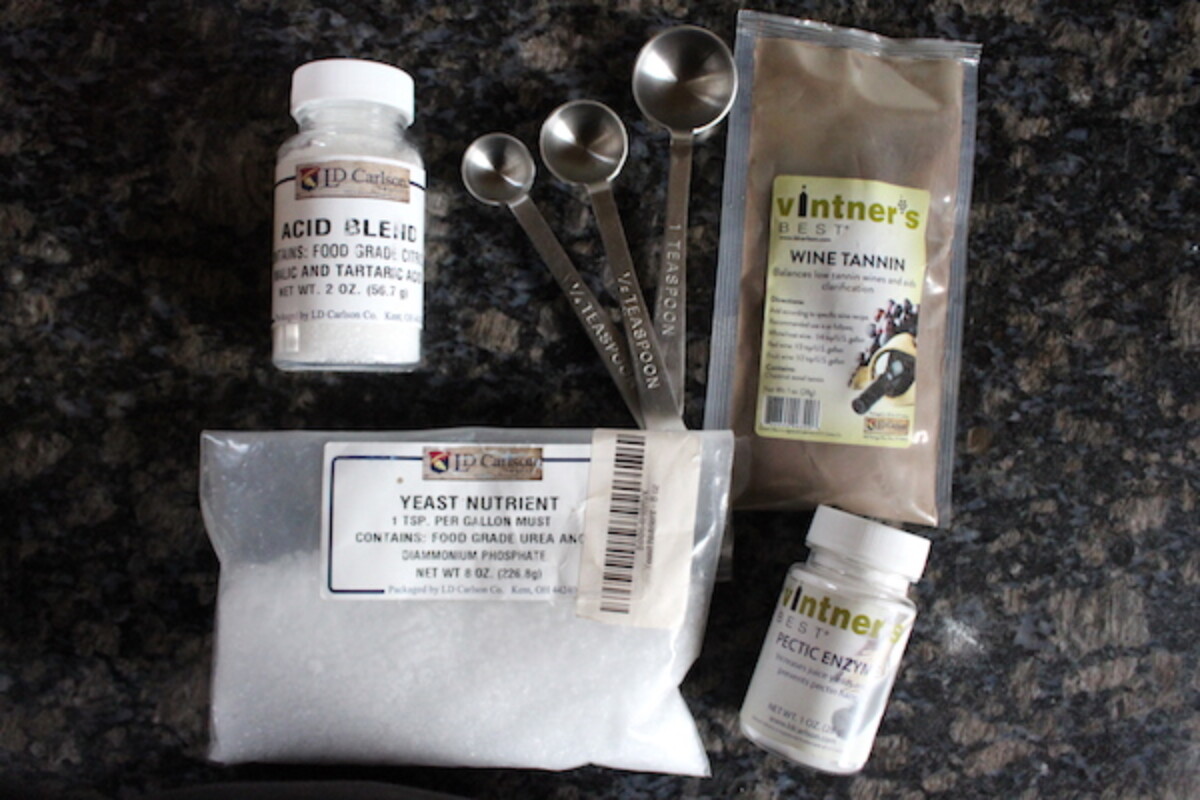 Additives for Balancing Apple Wine