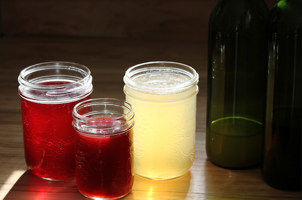 Multiple Varieties of Fruit Vinegar
