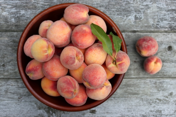 Fresh Vermont Peaches