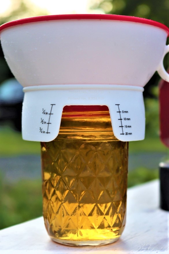 Headspace for Canning Apple Juice