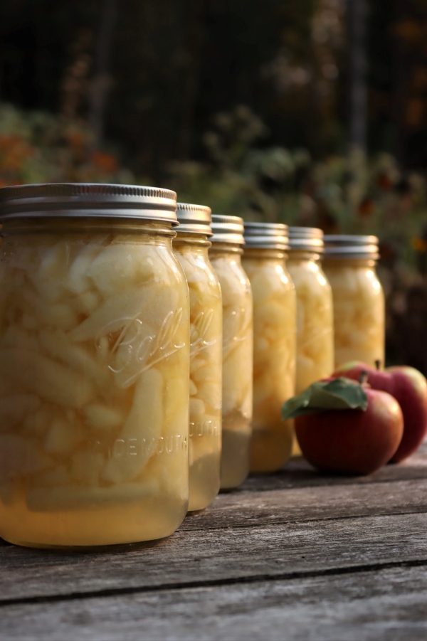 How to Can Apples