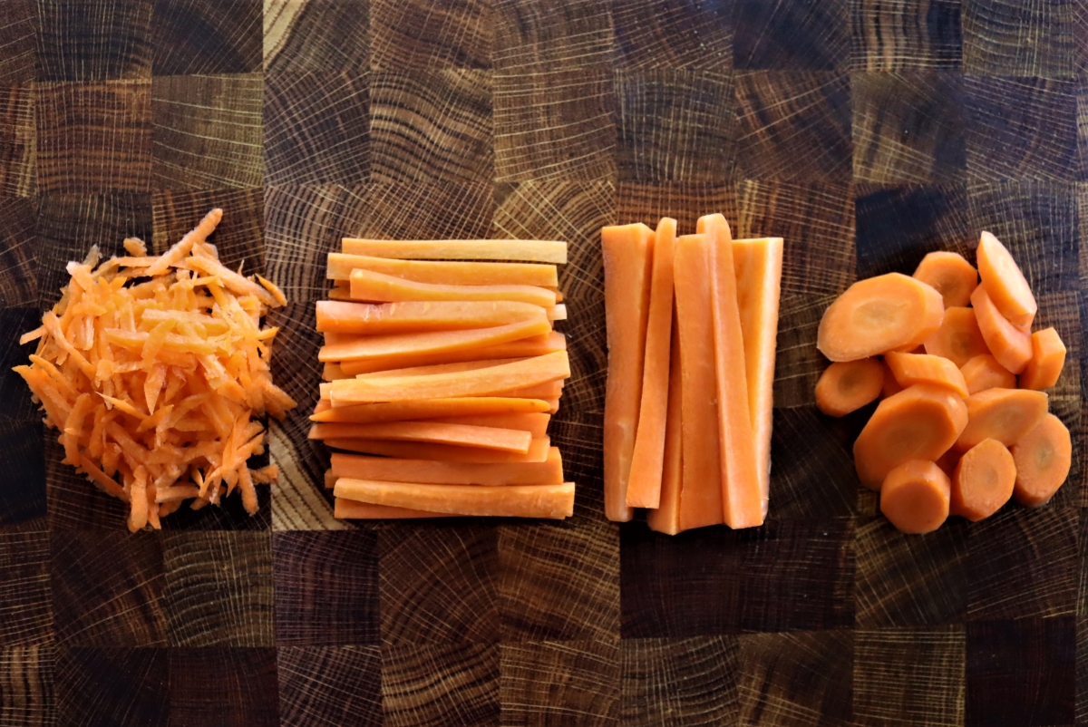 Carrot Slices for Pickling
