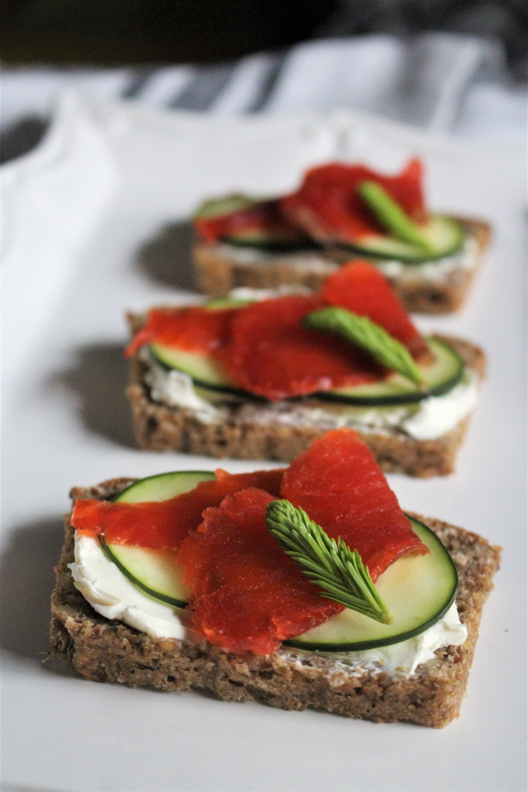 Homemade gravlax