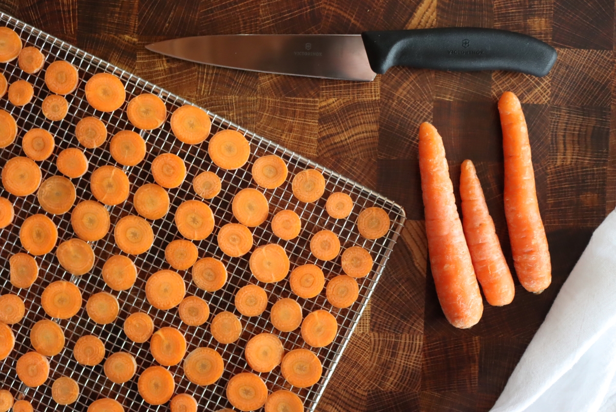 Preparing Carrots for Dehydrating