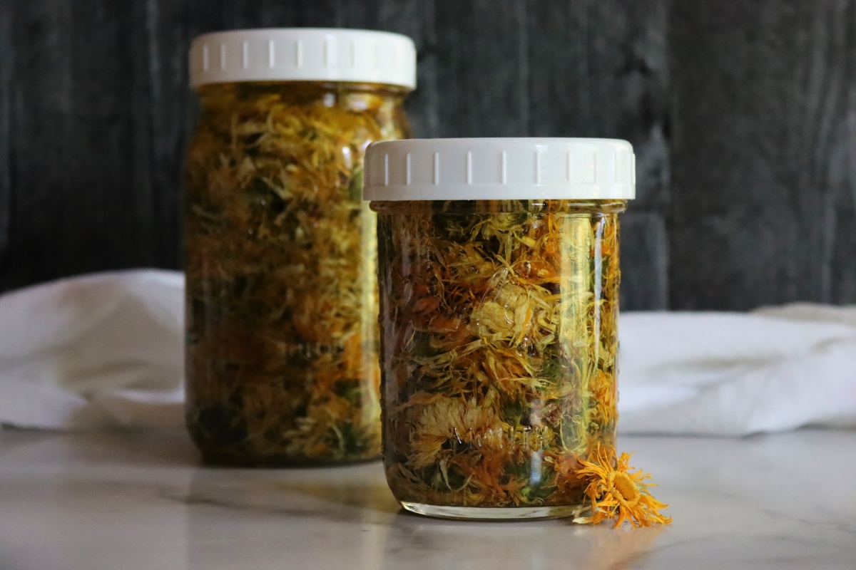 Calendula oil
