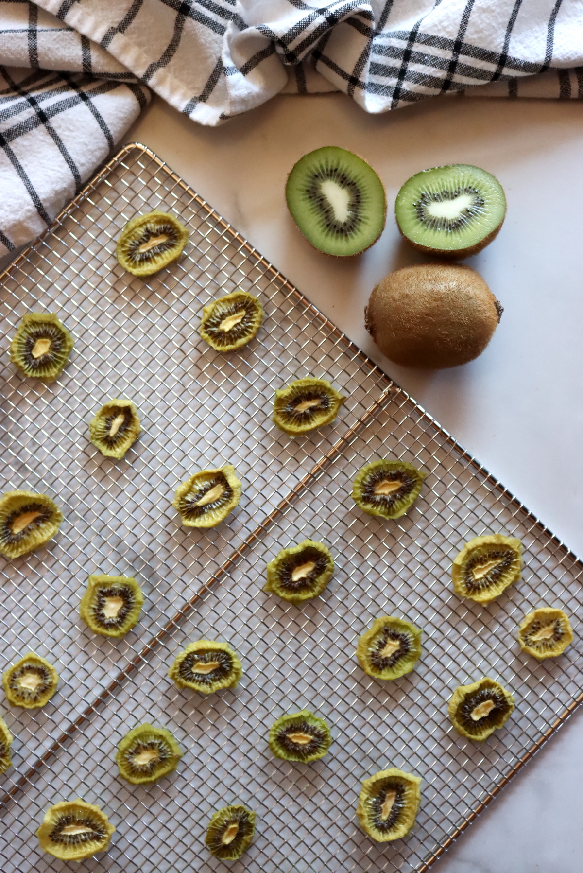 Dehydrating Kiwi