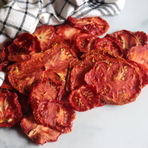 Drying tomatoes