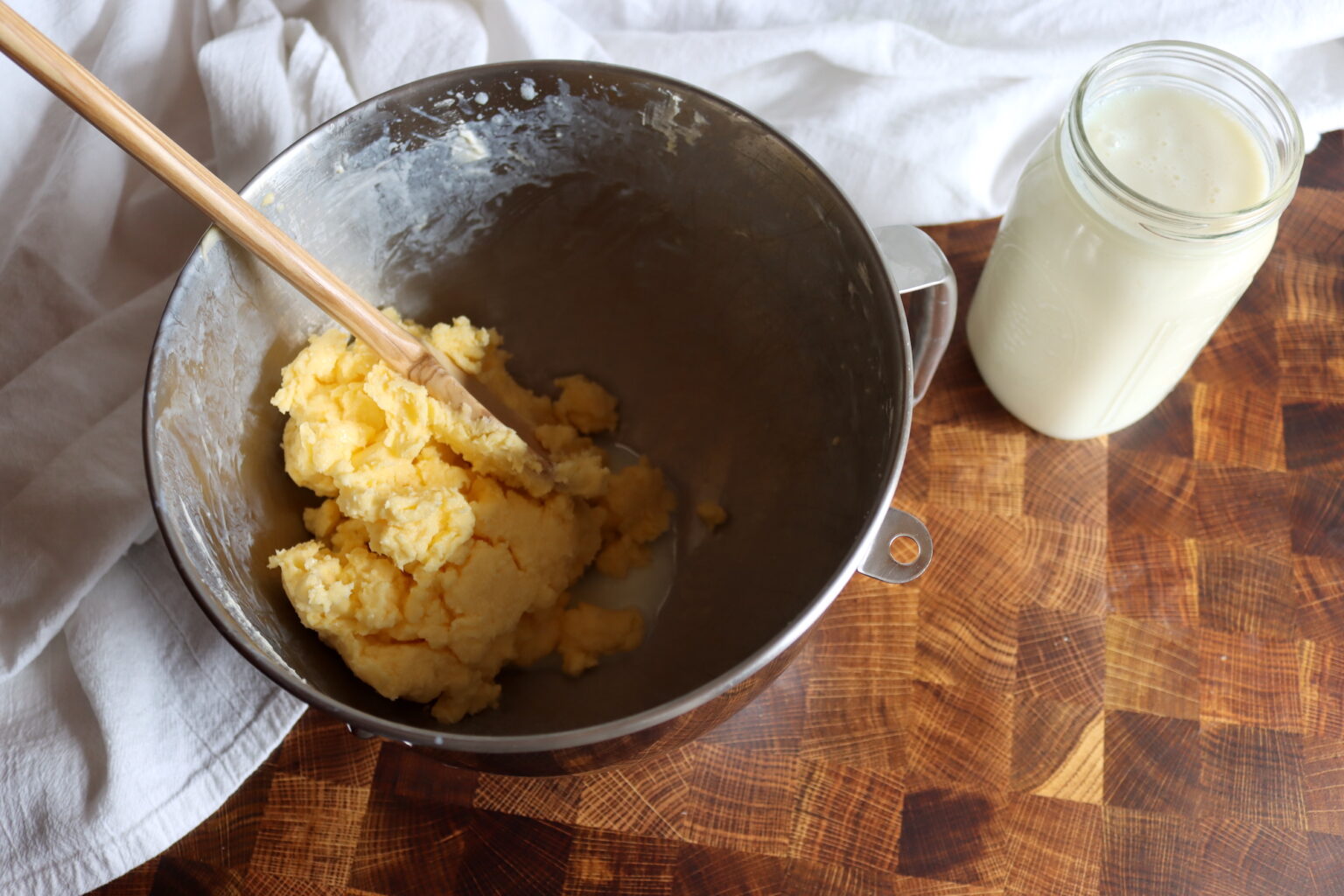 Cultured Butter and Cultured Buttermilk