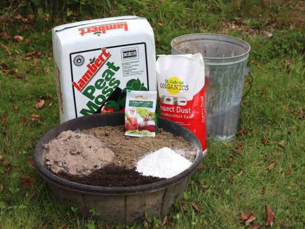 Chicken Dustbath Ingredients